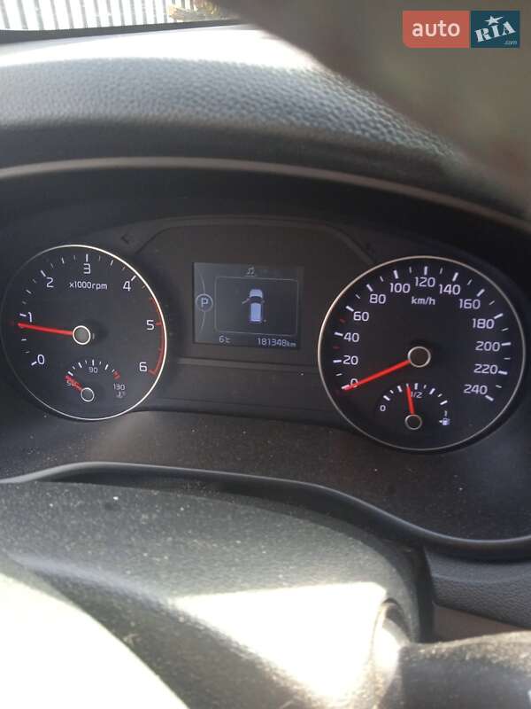 Позашляховик / Кросовер Kia Sportage 2016 в Вишгороді