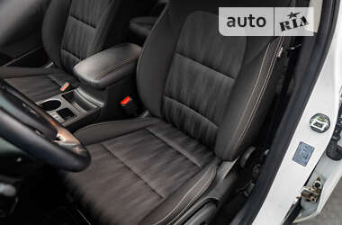 Позашляховик / Кросовер Kia Sportage 2019 в 