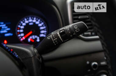 Позашляховик / Кросовер Kia Sportage 2019 в 