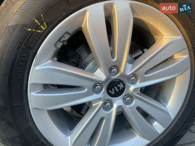 Позашляховик / Кросовер Kia Sportage 2017 в Києві