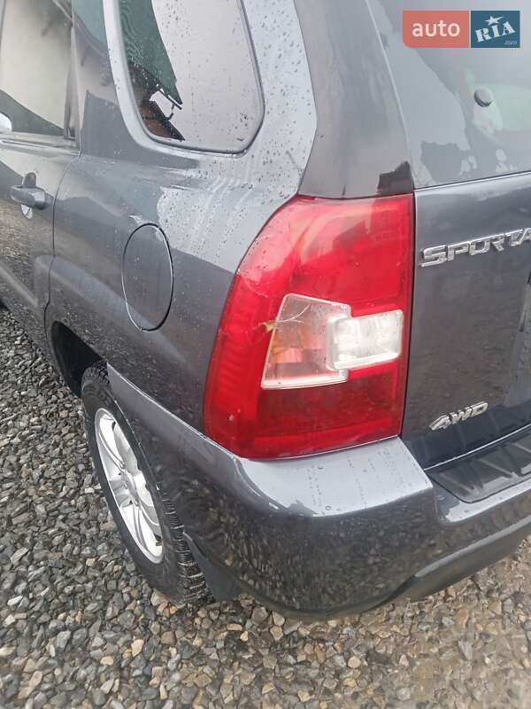 Внедорожник / Кроссовер Kia Sportage 2008 в Рахове