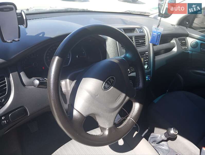 Внедорожник / Кроссовер Kia Sportage 2010 в Ивано-Франковске