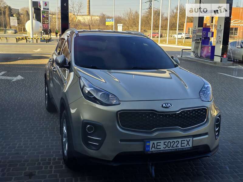 Позашляховик / Кросовер Kia Sportage 2017 в Дніпрі