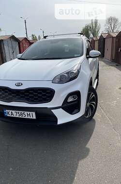 Внедорожник / Кроссовер Kia Sportage 2016 в Киеве