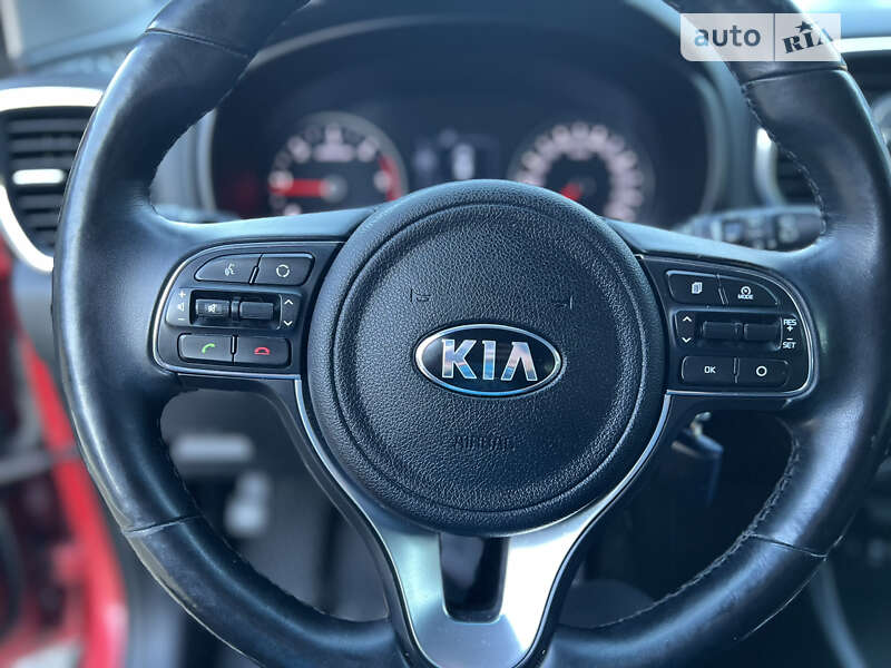 Внедорожник / Кроссовер Kia Sportage 2016 в Стрые