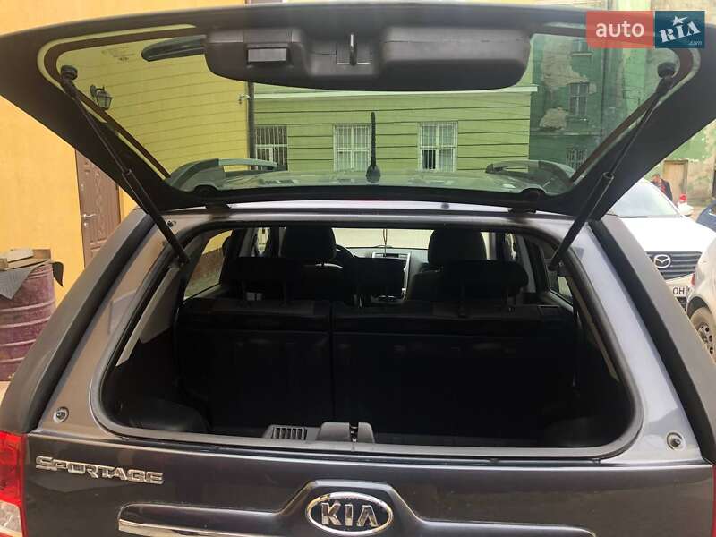 Внедорожник / Кроссовер Kia Sportage 2009 в Старом Самборе