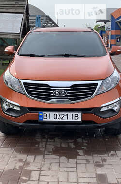 Позашляховик / Кросовер Kia Sportage 2011 в Полтаві