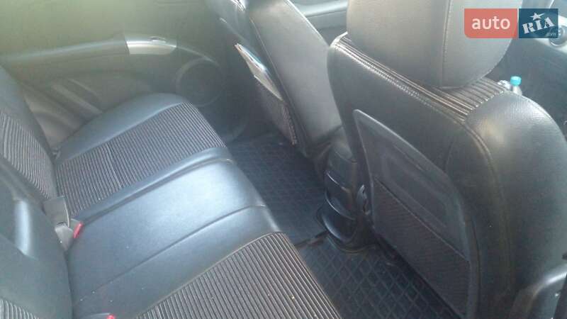 Внедорожник / Кроссовер Kia Sportage 2005 в Переяславе