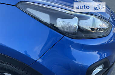 Позашляховик / Кросовер Kia Sportage 2021 в 