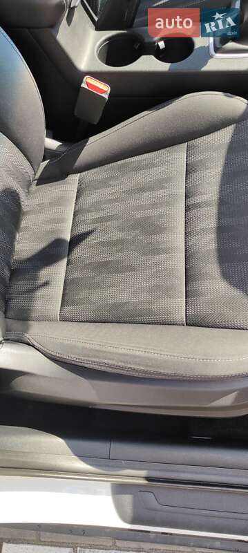 Внедорожник / Кроссовер Kia Sportage 2016 в Ивано-Франковске