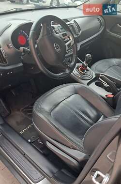 Позашляховик / Кросовер Kia Sportage 2011 в 