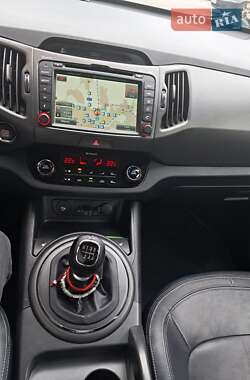 Позашляховик / Кросовер Kia Sportage 2011 в 