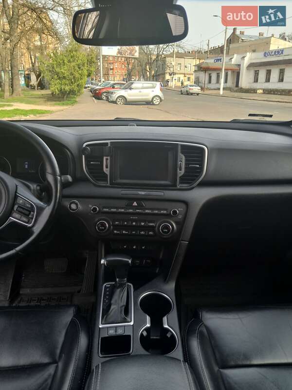 Внедорожник / Кроссовер Kia Sportage 2016 в Одессе