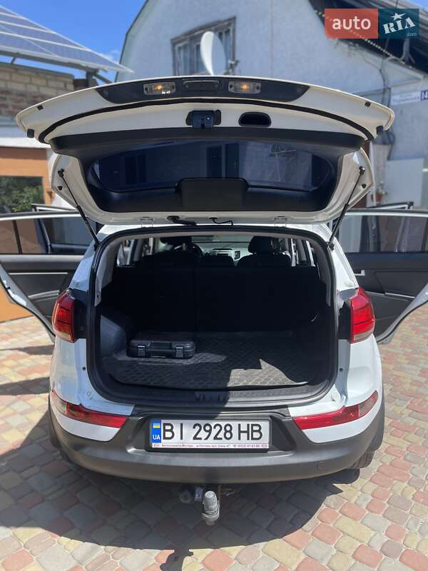 Позашляховик / Кросовер Kia Sportage 2015 в Миргороді фото 10 Позашляховик / Кросовер Kia Sportage 2015 в Миргороді