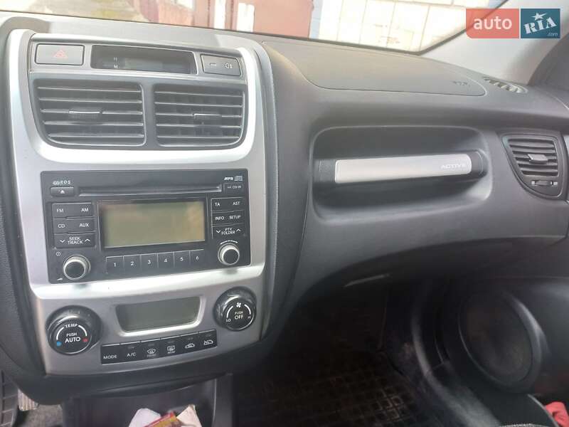 Внедорожник / Кроссовер Kia Sportage 2010 в Шаргороде