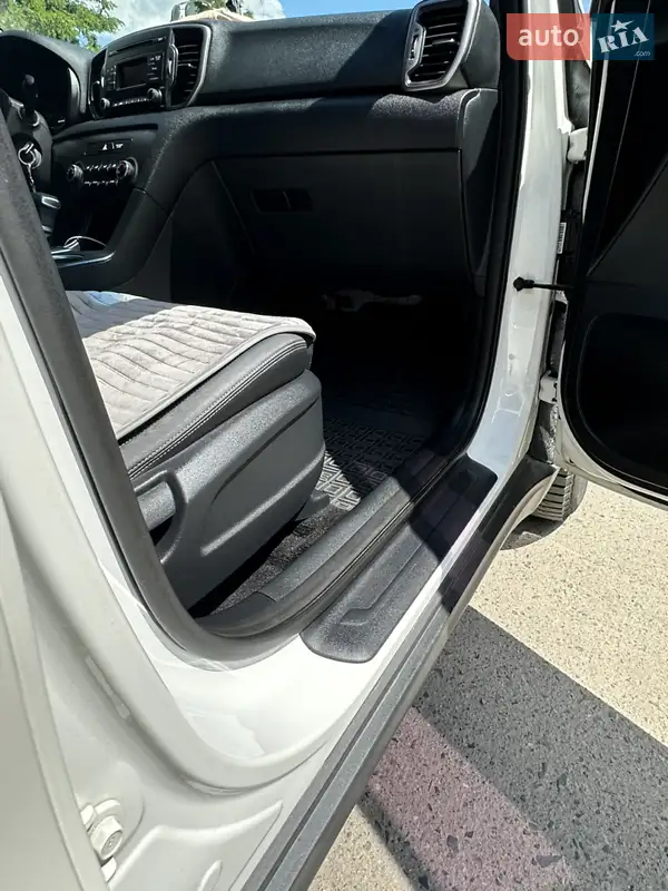 Kia Sportage 2015 VIN KNAPL813BGK005086 фото оголошення 13 з 46
