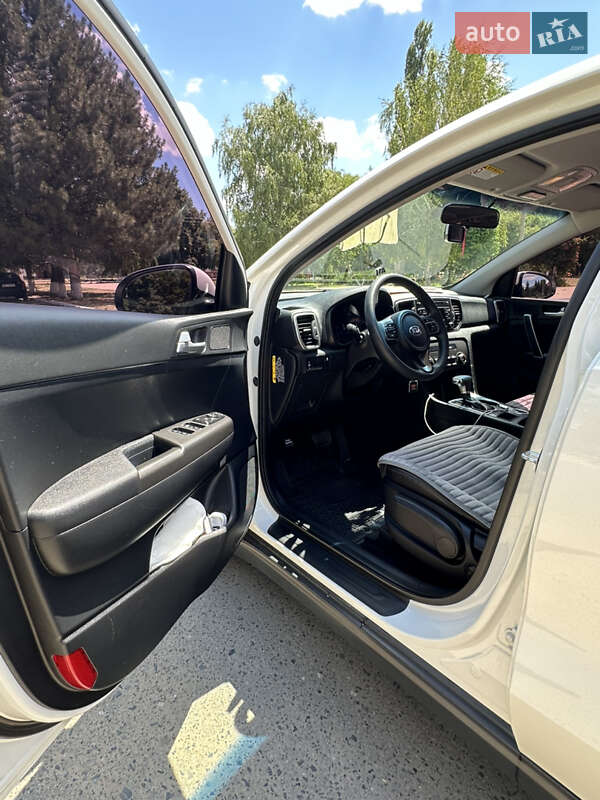 Внедорожник / Кроссовер Kia Sportage 2015 в Одессе