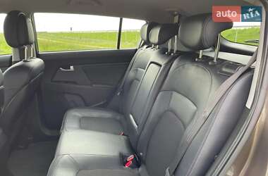 Позашляховик / Кросовер Kia Sportage 2012 в 