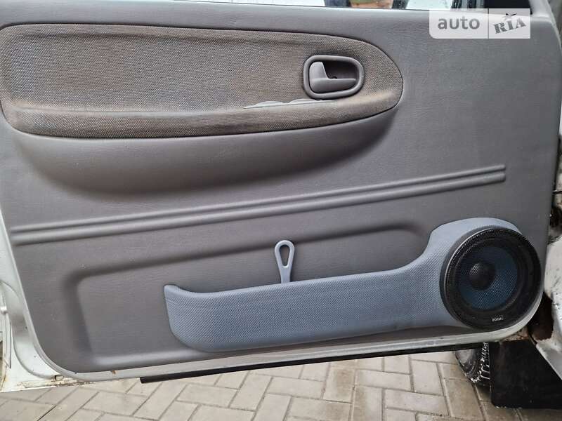 Внедорожник / Кроссовер Kia Sportage 2002 в Луцке фото 17 Внедорожник / Кроссовер Kia Sportage 2002 в Луцке