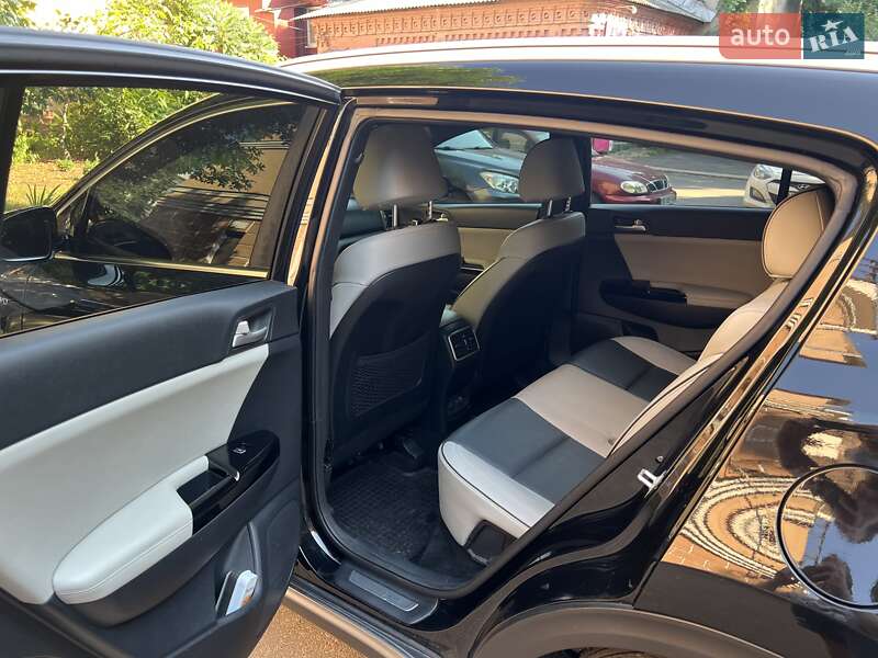 Внедорожник / Кроссовер Kia Sportage 2018 в Харькове