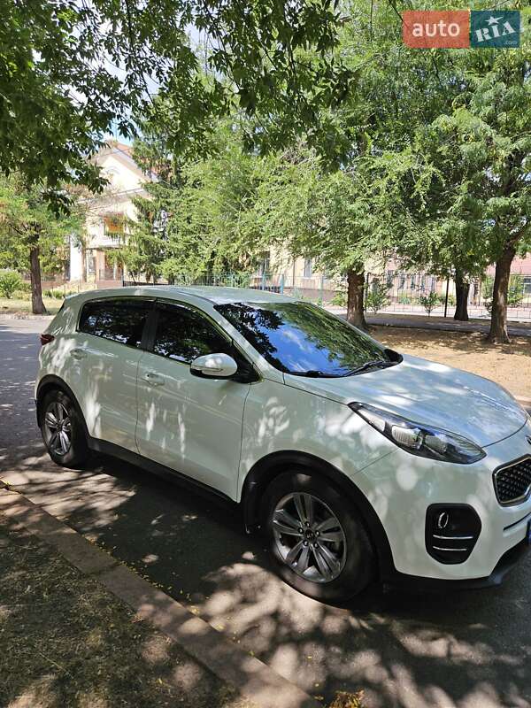 Внедорожник / Кроссовер Kia Sportage 2017 в Кривом Роге