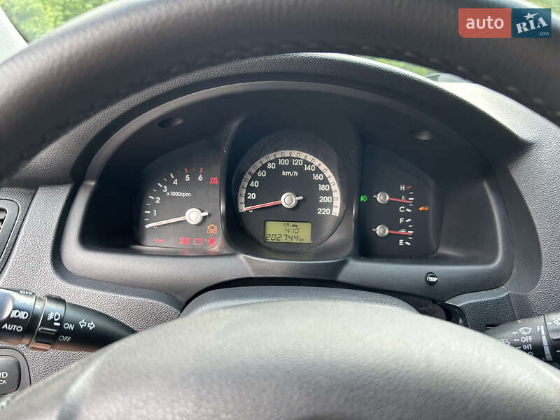 Внедорожник / Кроссовер Kia Sportage 2005 в Тернополе