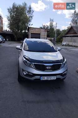 Внедорожник / Кроссовер Kia Sportage 2012 в Корце