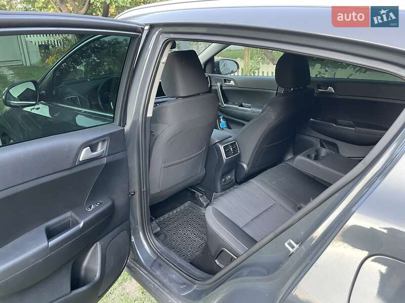 Внедорожник / Кроссовер Kia Sportage 2021 в Каменец-Подольском