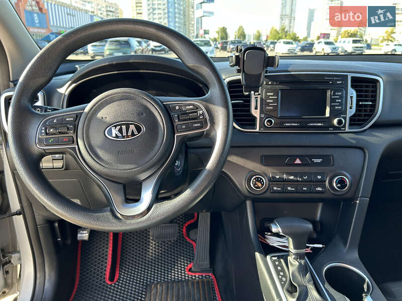 Внедорожник / Кроссовер Kia Sportage 2017 в Киеве