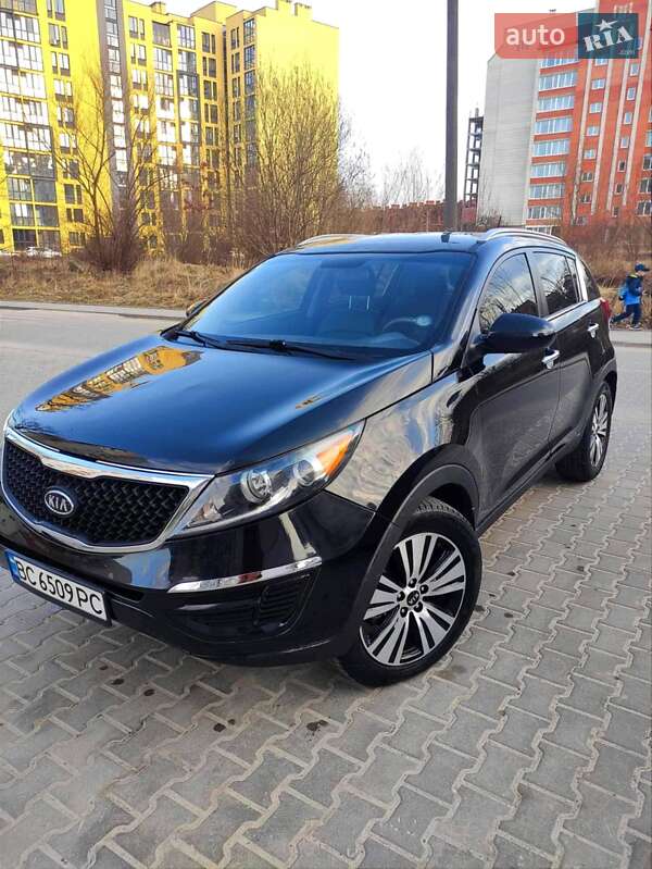 Внедорожник / Кроссовер Kia Sportage 2015 в Трускавце