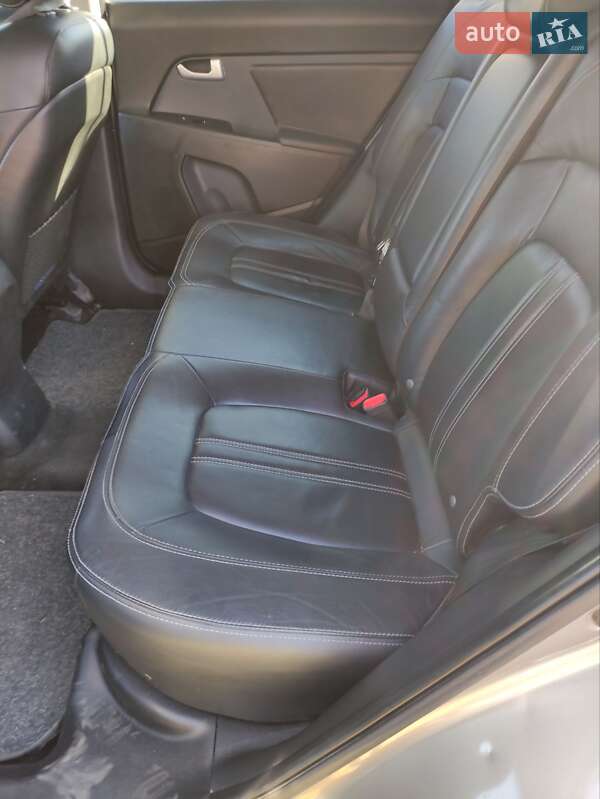 Внедорожник / Кроссовер Kia Sportage 2011 в Коломые