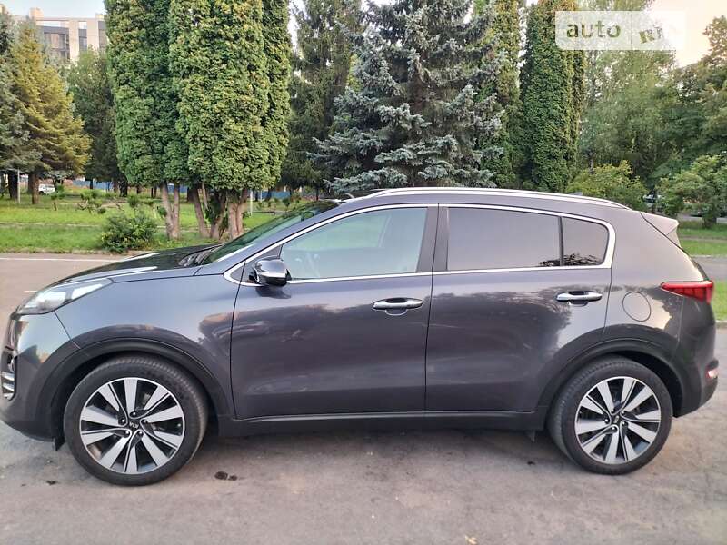 Позашляховик / Кросовер Kia Sportage 2017 в Рівному