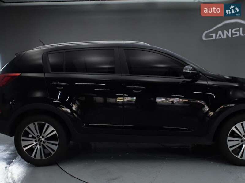 Позашляховик / Кросовер Kia Sportage 2013 в Дрогобичі