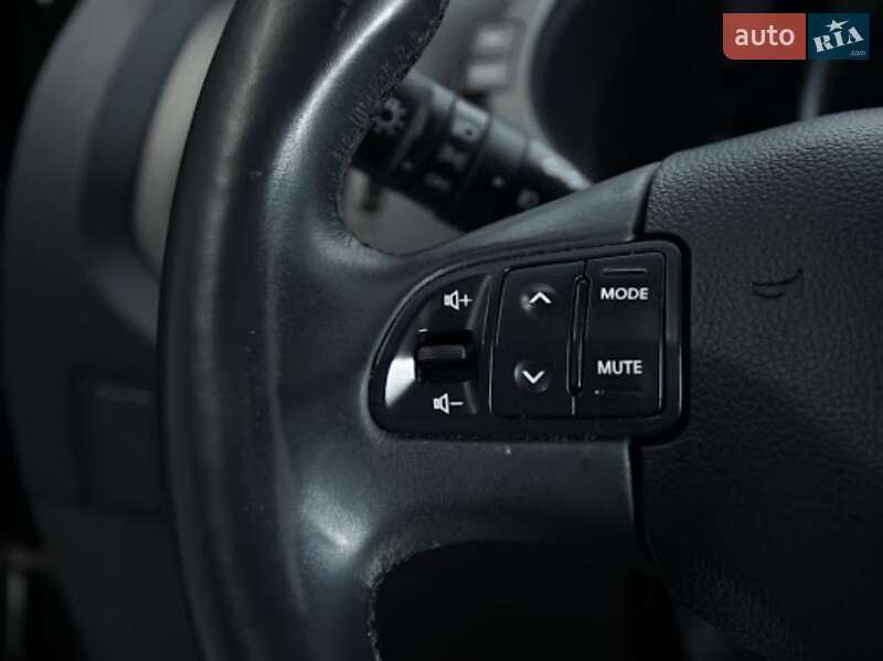 Позашляховик / Кросовер Kia Sportage 2013 в Дрогобичі
