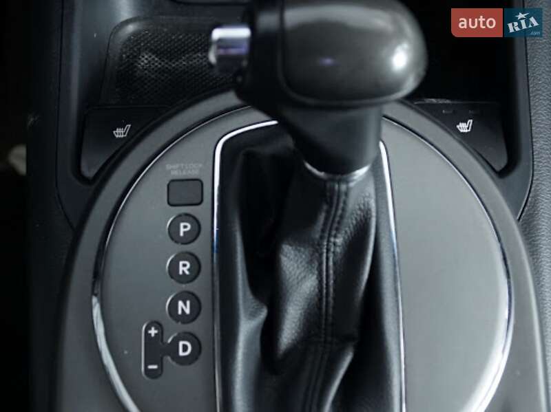 Позашляховик / Кросовер Kia Sportage 2013 в Дрогобичі