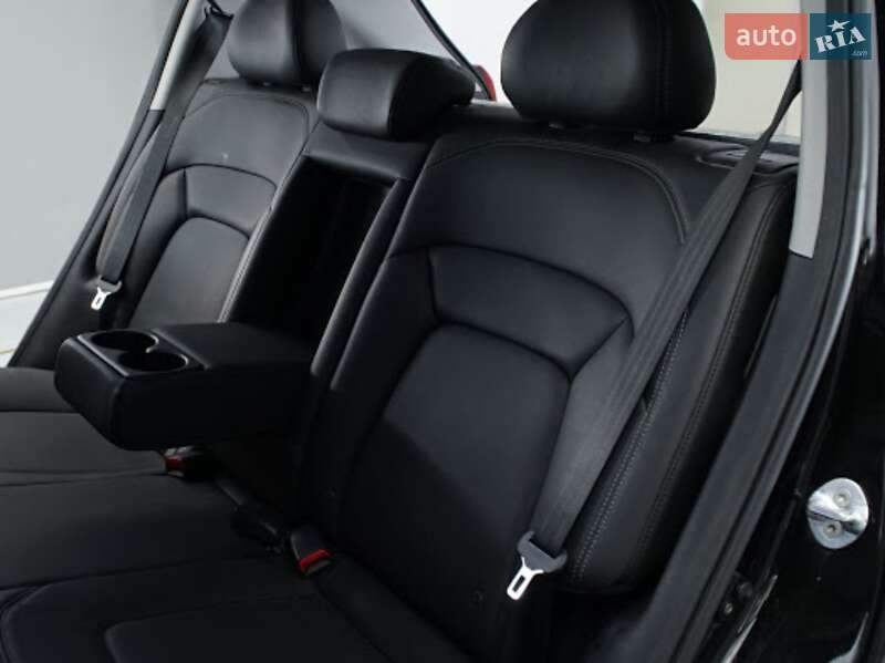 Позашляховик / Кросовер Kia Sportage 2013 в Дрогобичі