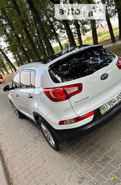 Внедорожник / Кроссовер Kia Sportage 2012 в Полтаве