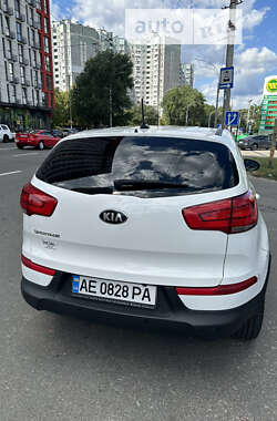 Позашляховик / Кросовер Kia Sportage 2015 в Києві