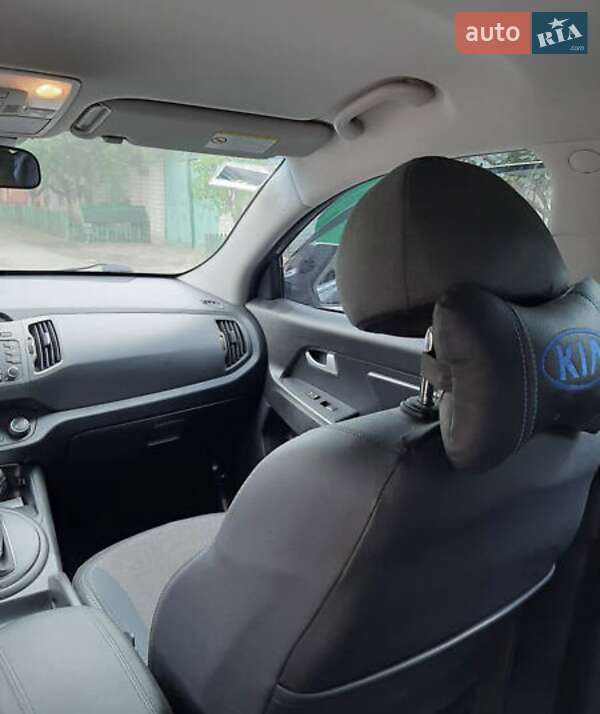 Внедорожник / Кроссовер Kia Sportage 2012 в Южном