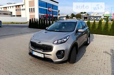 Внедорожник / Кроссовер Kia Sportage 2017 в Черновцах