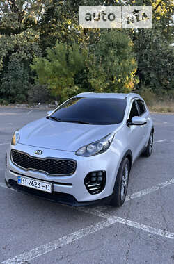 Позашляховик / Кросовер Kia Sportage 2017 в Полтаві