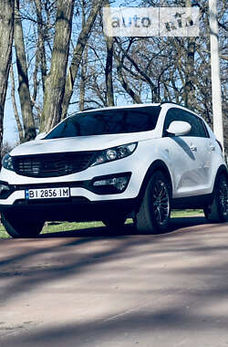 Внедорожник / Кроссовер Kia Sportage 2011 в Кременчуге