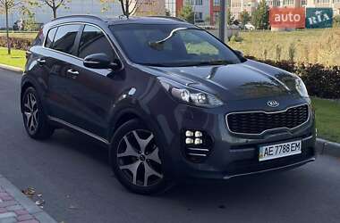 Внедорожник / Кроссовер Kia Sportage 2016 в Днепре