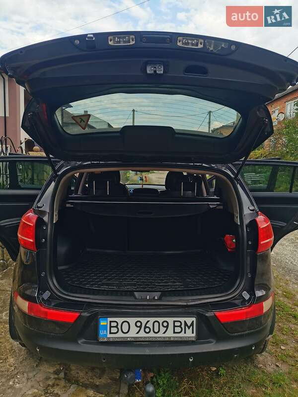 Внедорожник / Кроссовер Kia Sportage 2011 в Бережанах