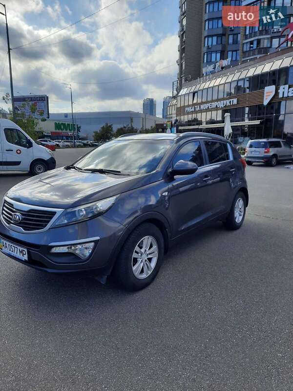 Внедорожник / Кроссовер Kia Sportage 2013 в Киеве