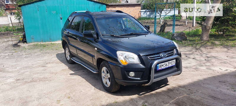 Позашляховик / Кросовер Kia Sportage 2010 в Житомирі