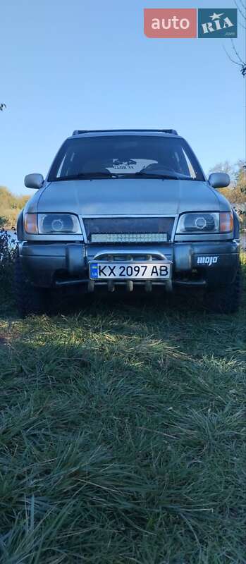 Позашляховик / Кросовер Kia Sportage 2003 в Києві