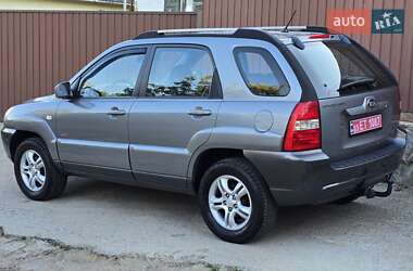 Позашляховик / Кросовер Kia Sportage 2006 в Полтаві