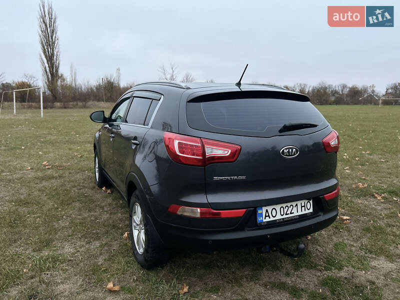 Позашляховик / Кросовер Kia Sportage 2012 в Кропивницькому
