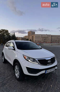 Внедорожник / Кроссовер Kia Sportage 2012 в Харькове